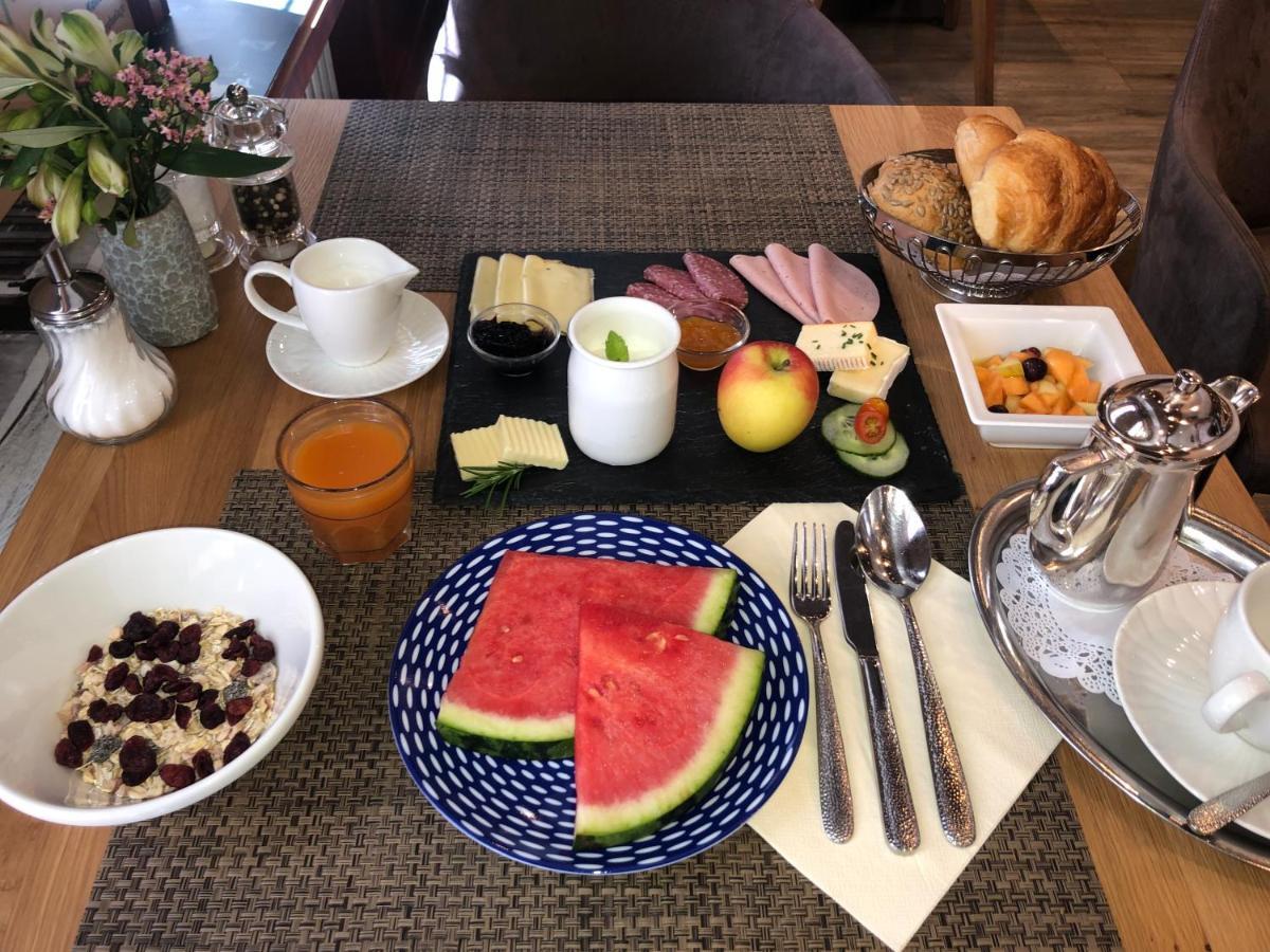 Bayerischer Hof Фрайзинг Екстериор снимка
