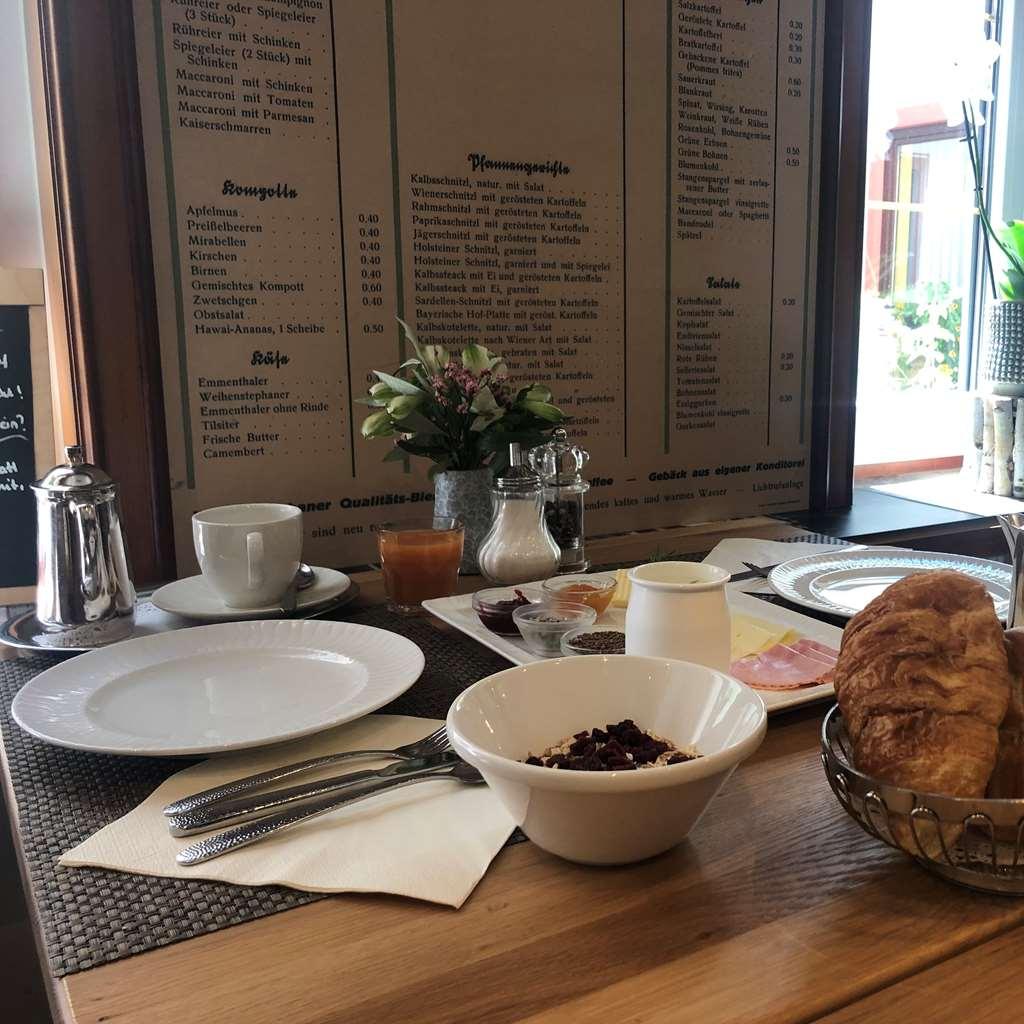 Bayerischer Hof Фрайзинг Екстериор снимка