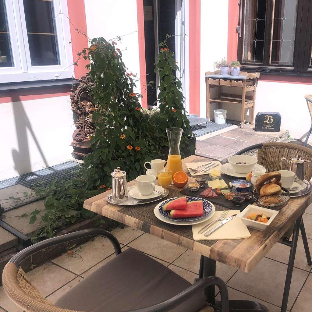 Bayerischer Hof Фрайзинг Екстериор снимка