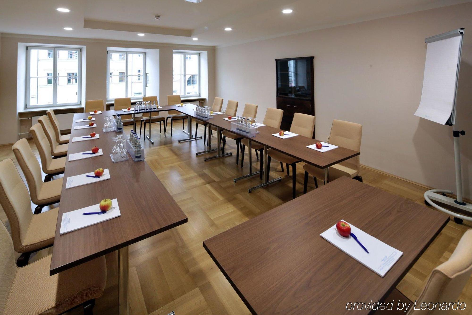 Bayerischer Hof Фрайзинг Екстериор снимка